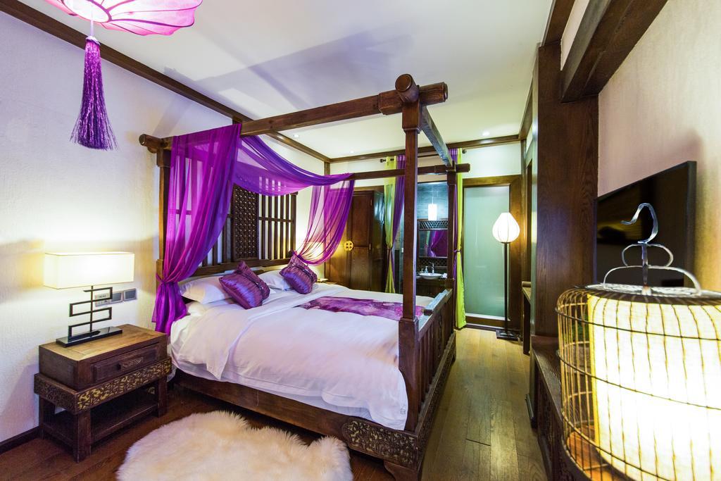 Lijiang Yuntian Palace Hotel Kamer foto