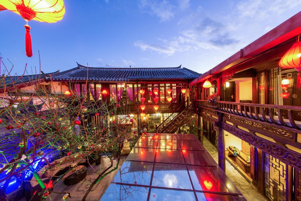 Lijiang Yuntian Palace Hotel Buitenkant foto