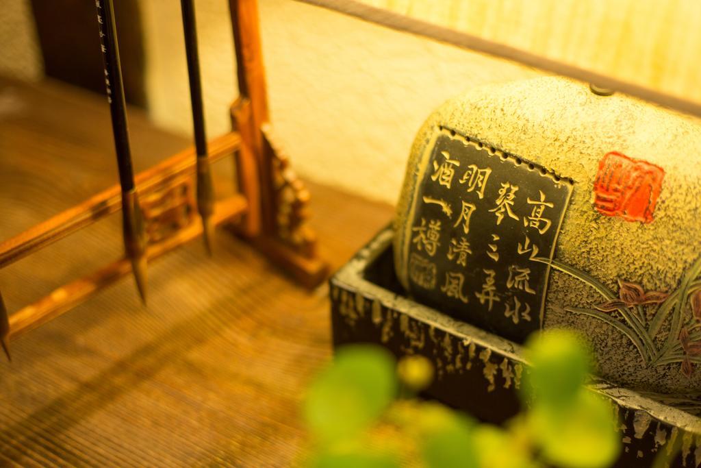 Lijiang Yuntian Palace Hotel Buitenkant foto