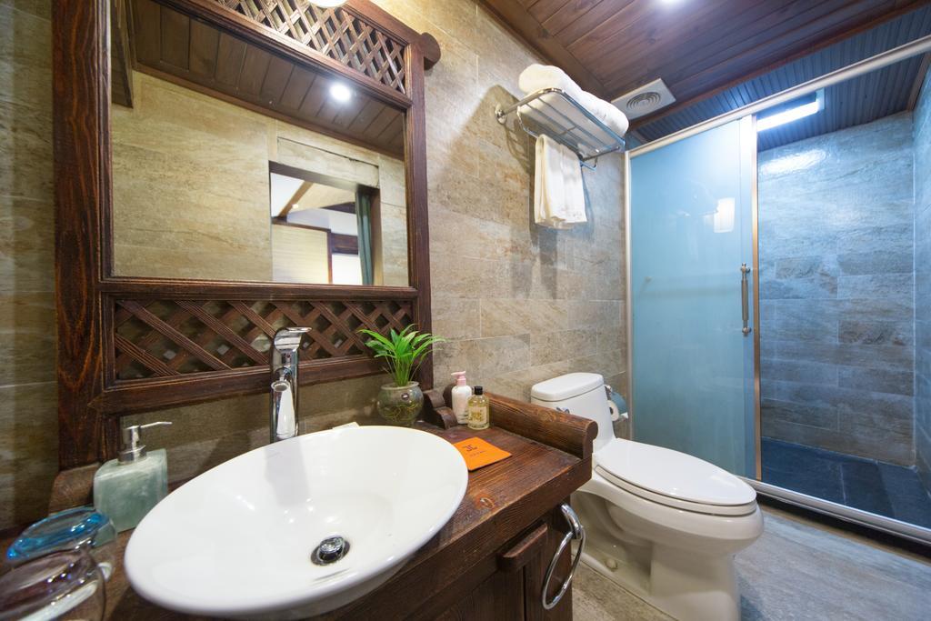 Lijiang Yuntian Palace Hotel Buitenkant foto