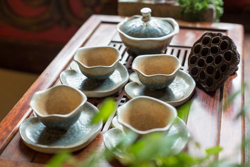 Lijiang Yuntian Palace Hotel Buitenkant foto
