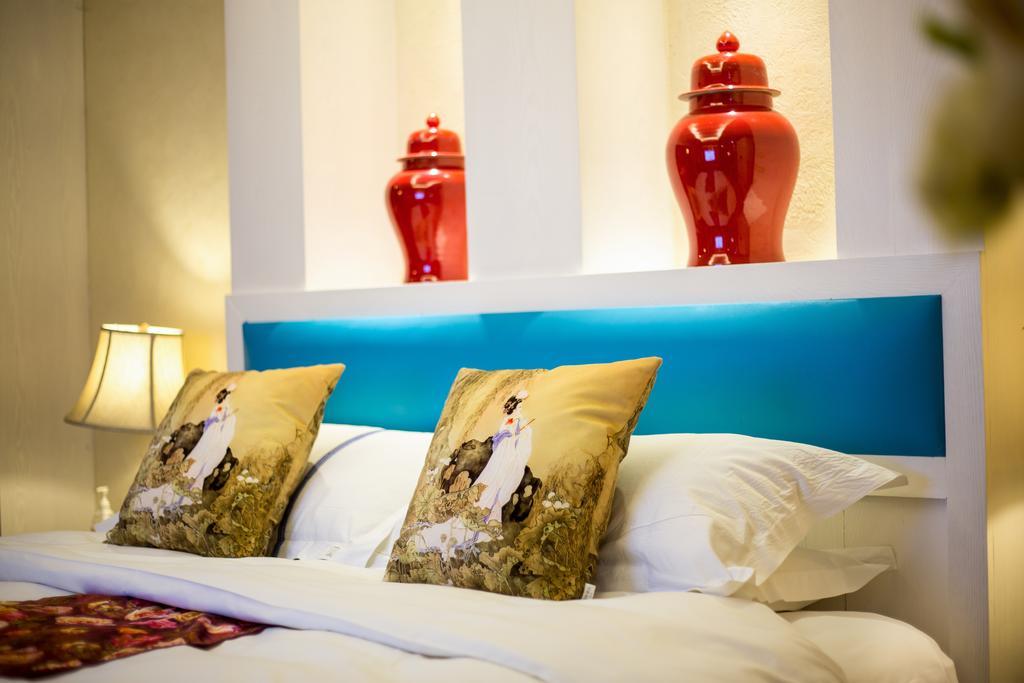 Lijiang Yuntian Palace Hotel Kamer foto