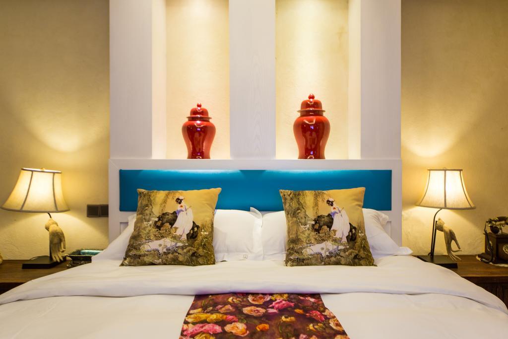 Lijiang Yuntian Palace Hotel Kamer foto