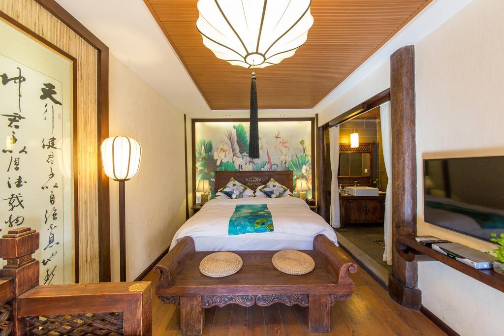 Lijiang Yuntian Palace Hotel Buitenkant foto